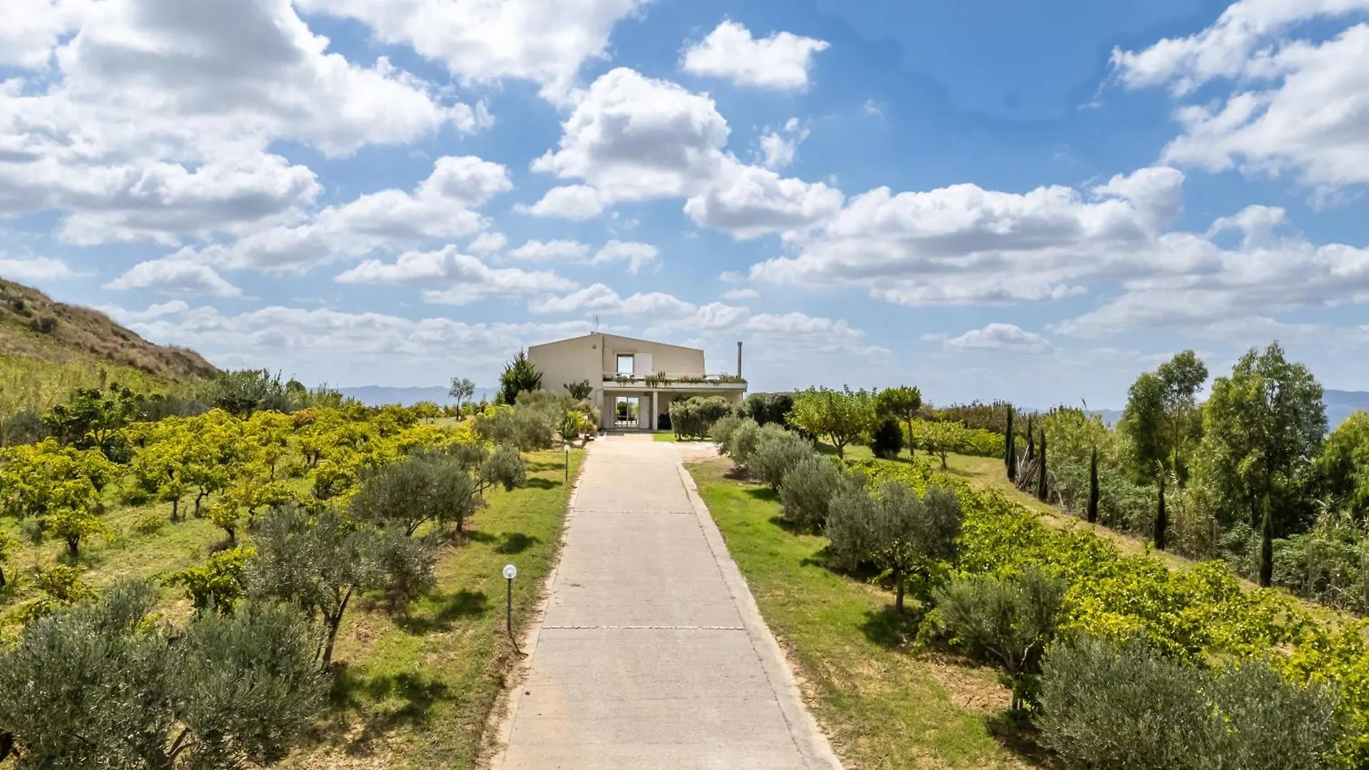 Villa Bonifato Vista Sulle Campagne E Sul Mare Siciliano Cozy House Italy Alcamo